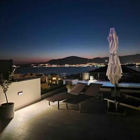 Apartment With Pool And Jacuzzi Trogir